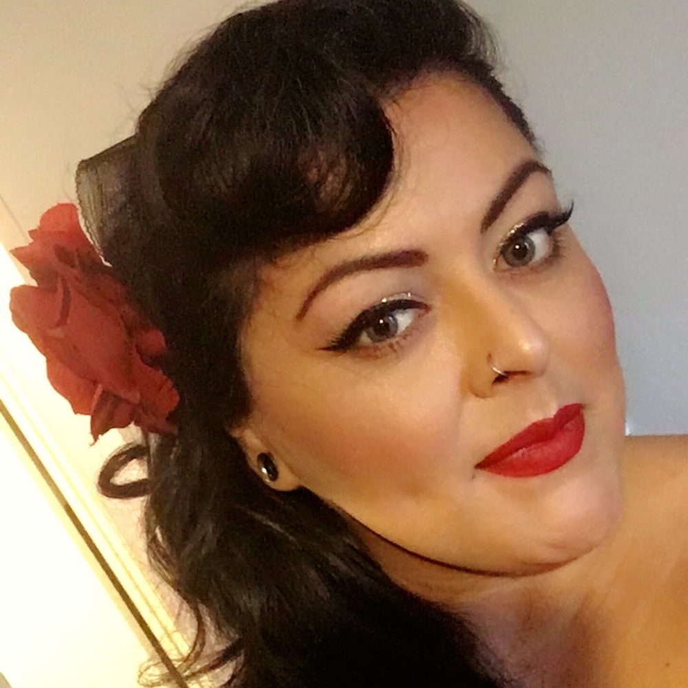 Meet your Posher, Andrea - Picture 1 of 1